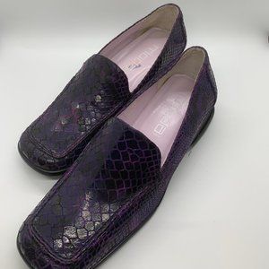 Pulse Purple Anaconda leather shoes size 5.5